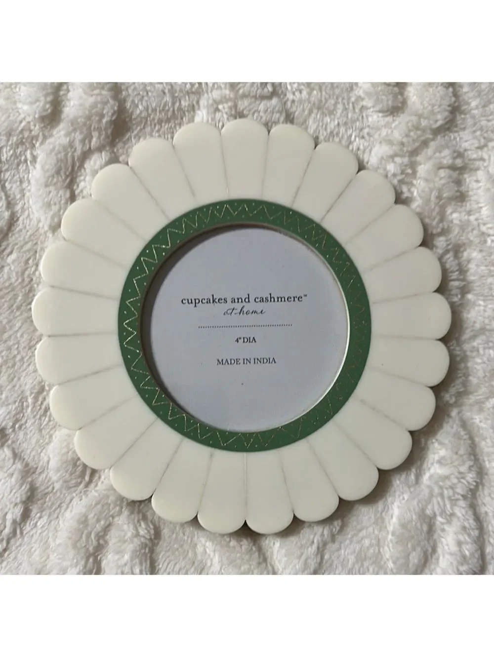 cupcakes and cashmere Ivory Green Gold Scalloped Floral 4” Picture Art Frame
